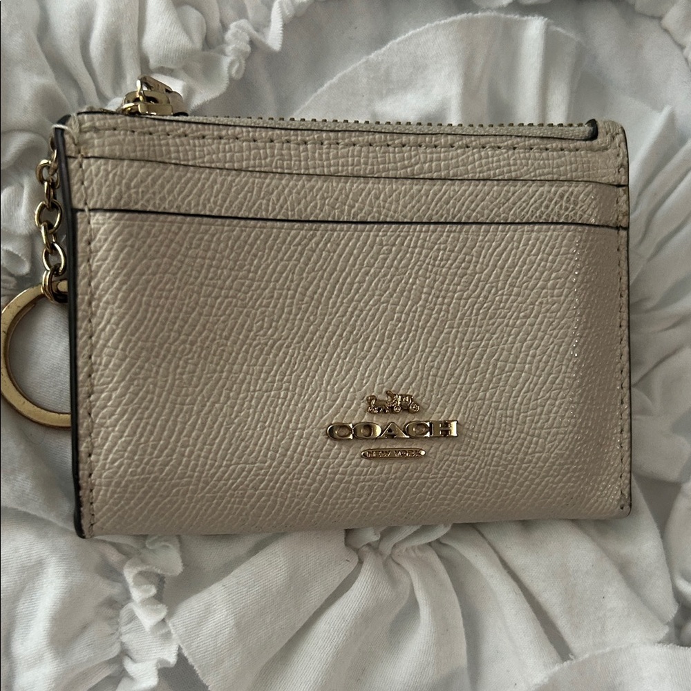 Coach Metallic Gold Card Holder